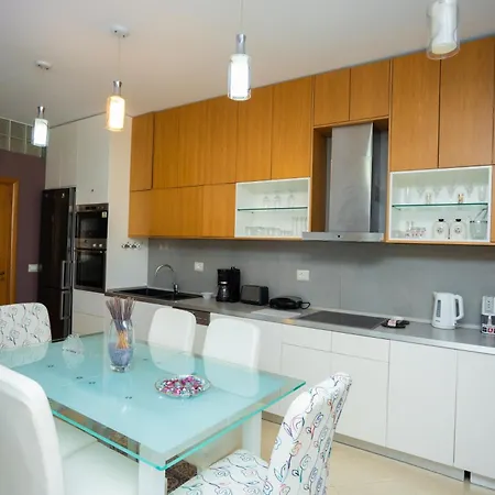 Amazing Sea View 2 Bedroom Apartment *